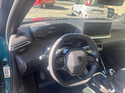 Peugeot 2008 1.2 turbo Style 100cv (8)