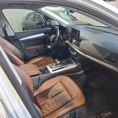 Audi Q5 40 TDI 204 CV quattro S tronic S line plus (10)