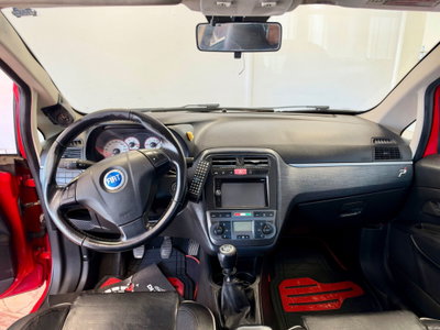 Fiat Grande Punto 1.9 MJT 130 CV 3 porte Sport (12)