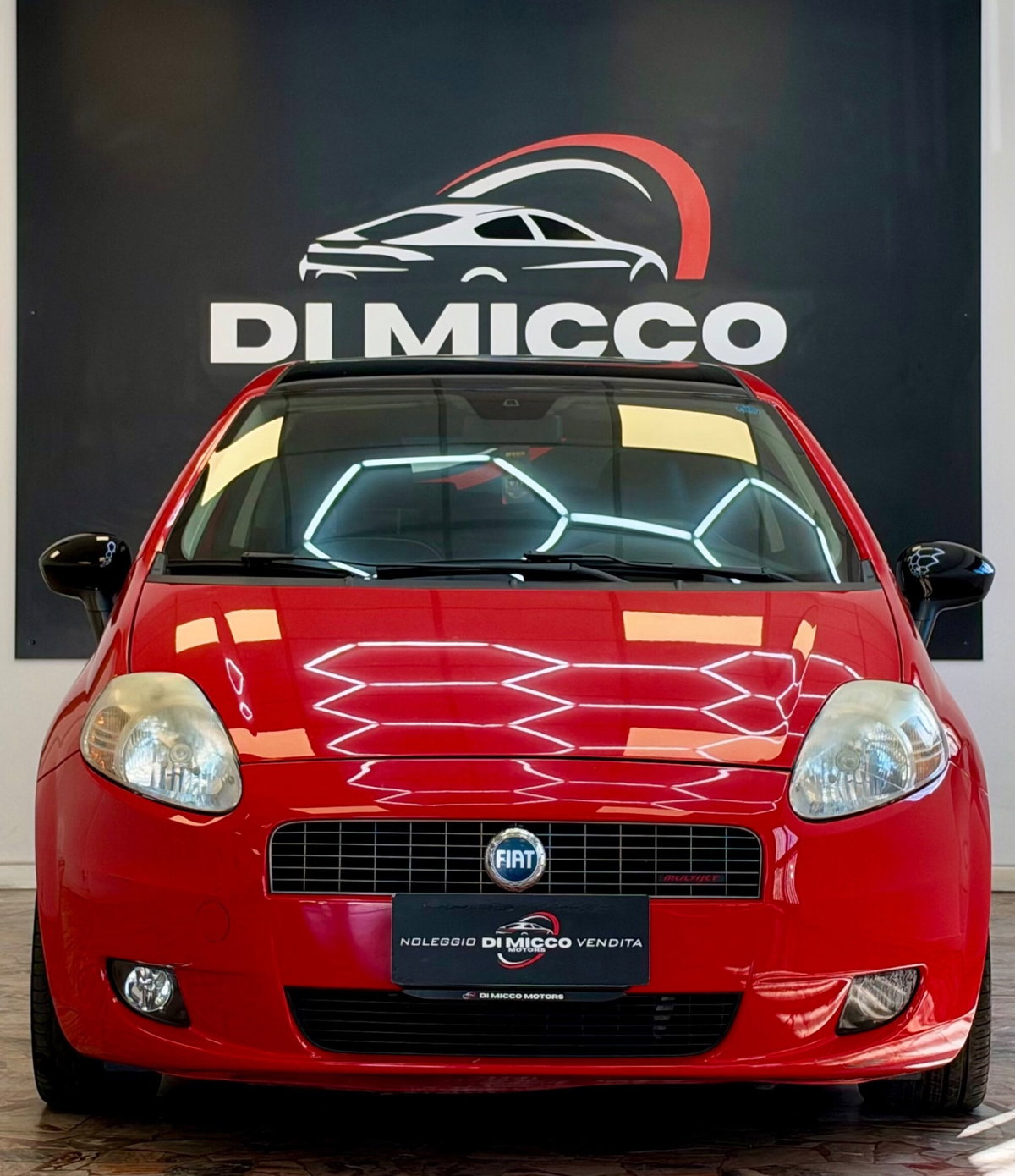 Fiat Grande Punto 1.9 MJT 130 CV 3 porte Sport (2)