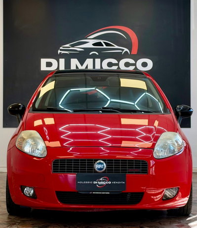 Fiat Grande Punto 1.9 MJT 130 CV 3 porte Sport (2)