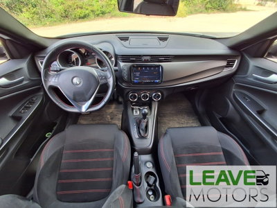 Alfa Romeo Giulietta 1.6 JTDm Sportiva 120cv tct (9)