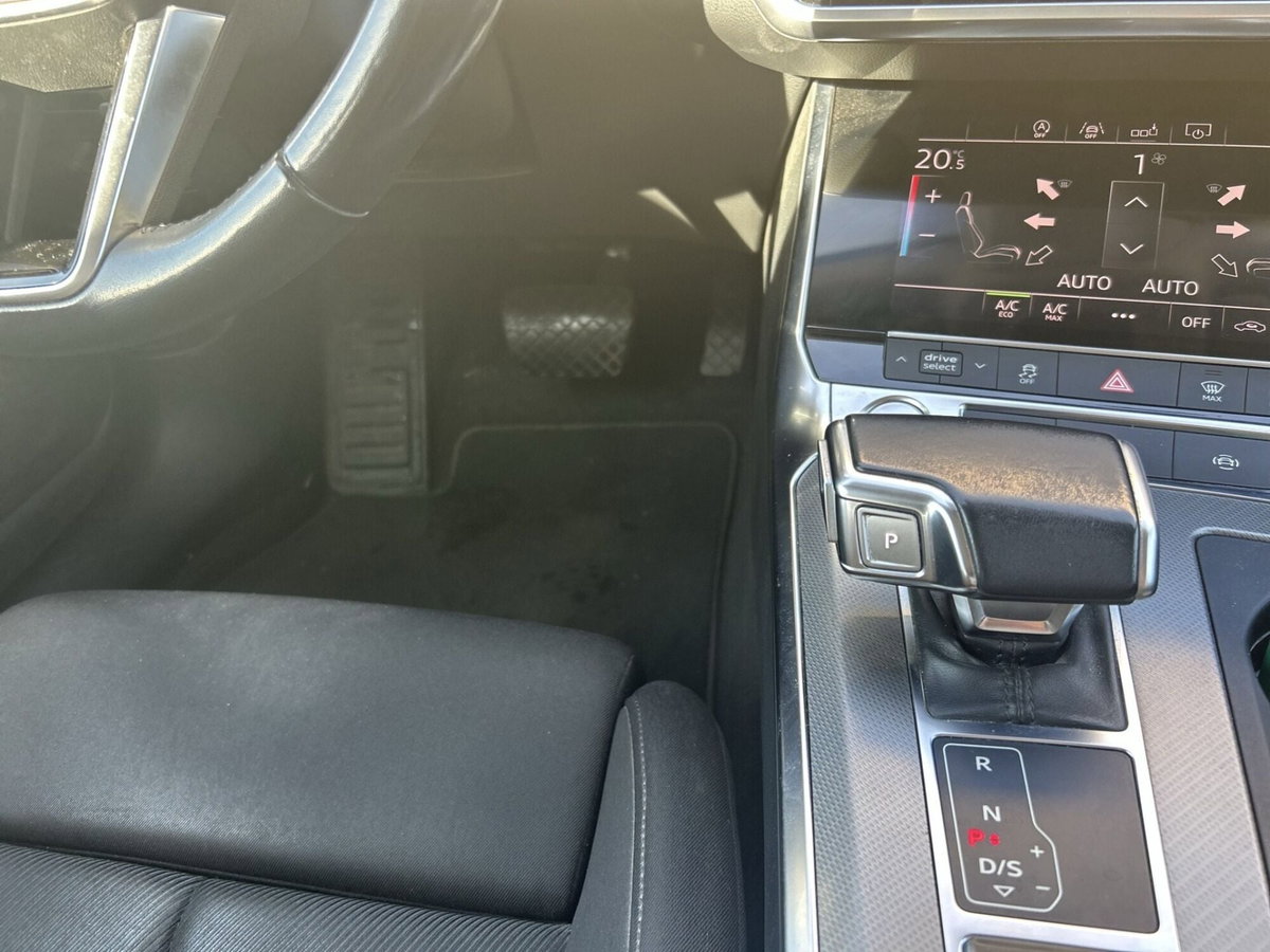Audi A6 Avant 2.0 TDI ultra S tronic Business (12)