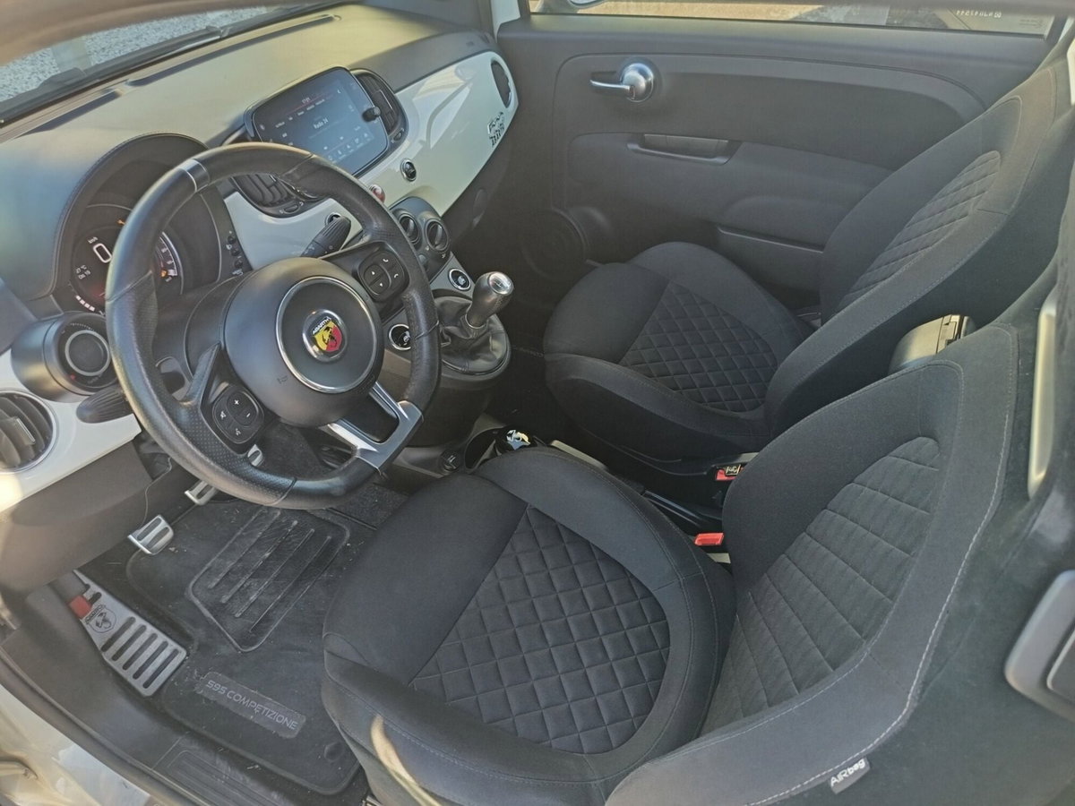 Abarth 595 595 1.4 Turbo T-Jet 145 CV (8)