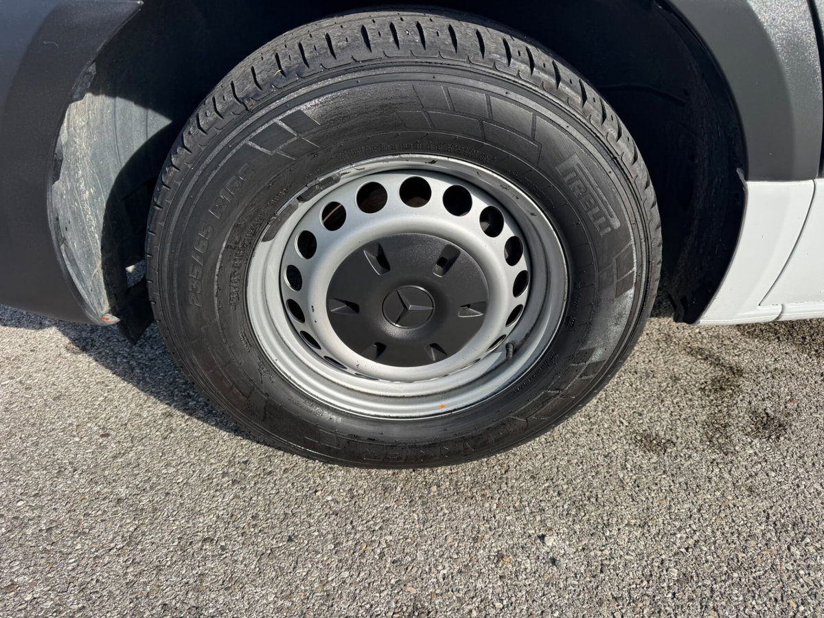 Mercedes-Benz Sprinter F37/35 311 CDI RWD TA Furgone (10)