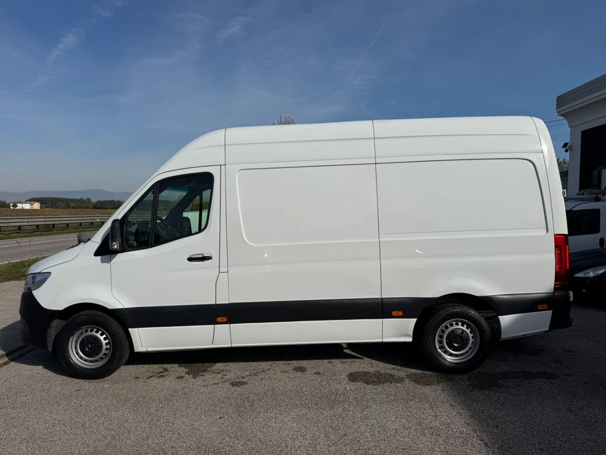 Mercedes-Benz Sprinter F37/35 311 CDI RWD TA Furgone (7)