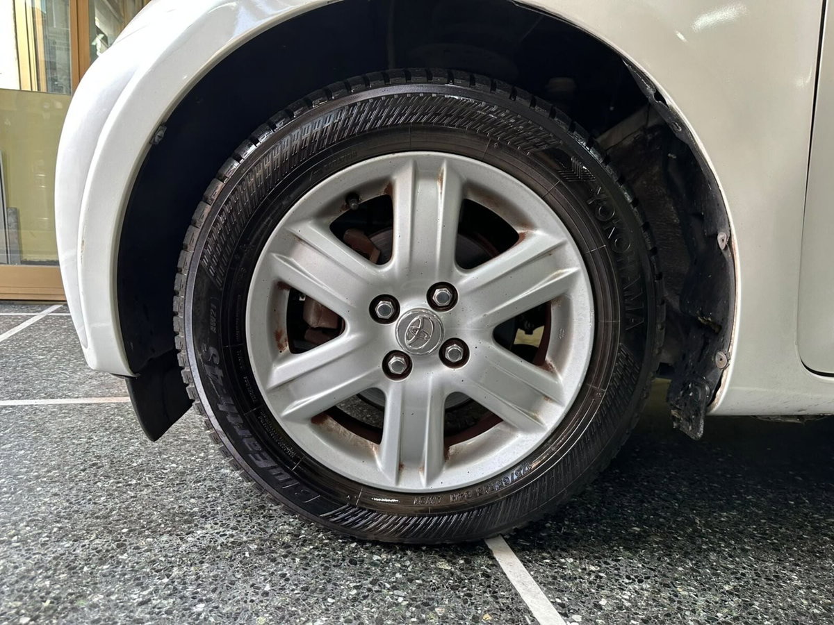 Toyota iQ 1.0 Sol (7)