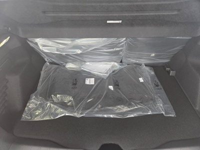 Jeep Avenger 1.2 turbo e-hybrid mhev Summit fwd 110cv edct6 (13)