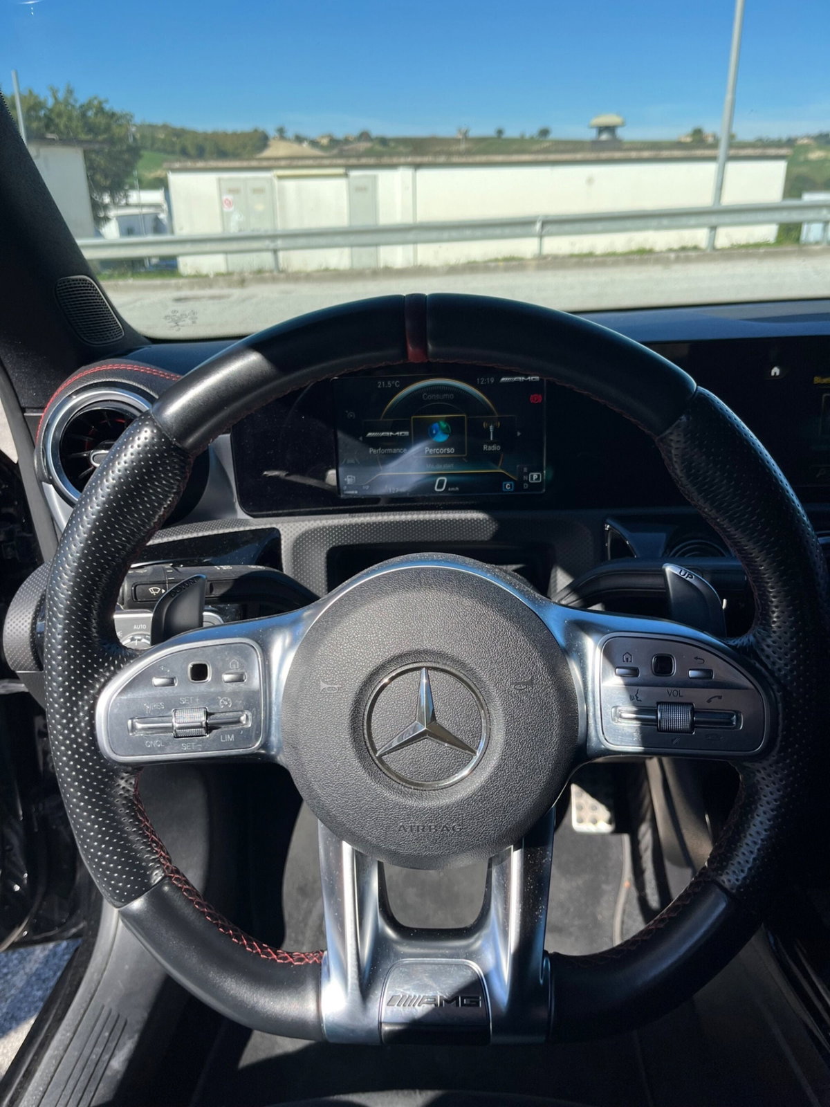 Mercedes-Benz CLA 35 AMG 4Matic (9)
