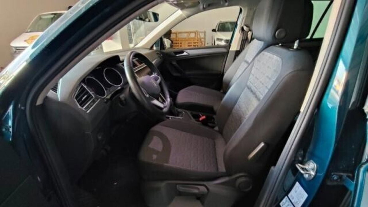 Volkswagen Tiguan 2.0 TDI 150 CV SCR DSG 4MOTION Life (12)