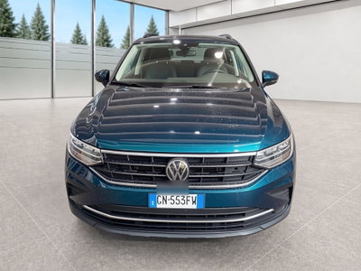 Volkswagen Tiguan 2.0 TDI 150 CV SCR DSG 4MOTION Life (2)