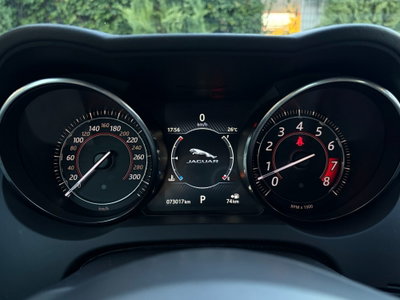 Jaguar F-Type Coupé 3.0 V6 aut. Coupé (13)