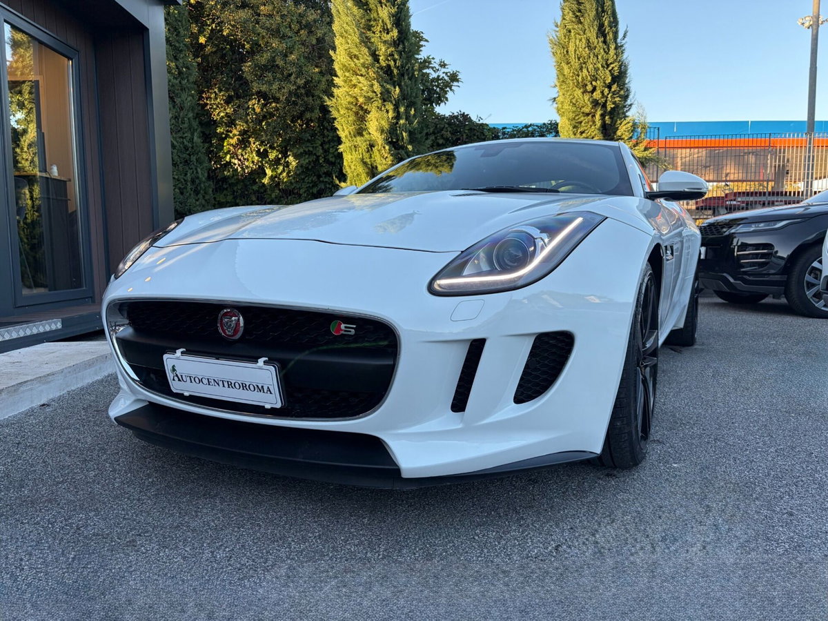 Jaguar F-Type Coupé 3.0 V6 aut. Coupé (3)
