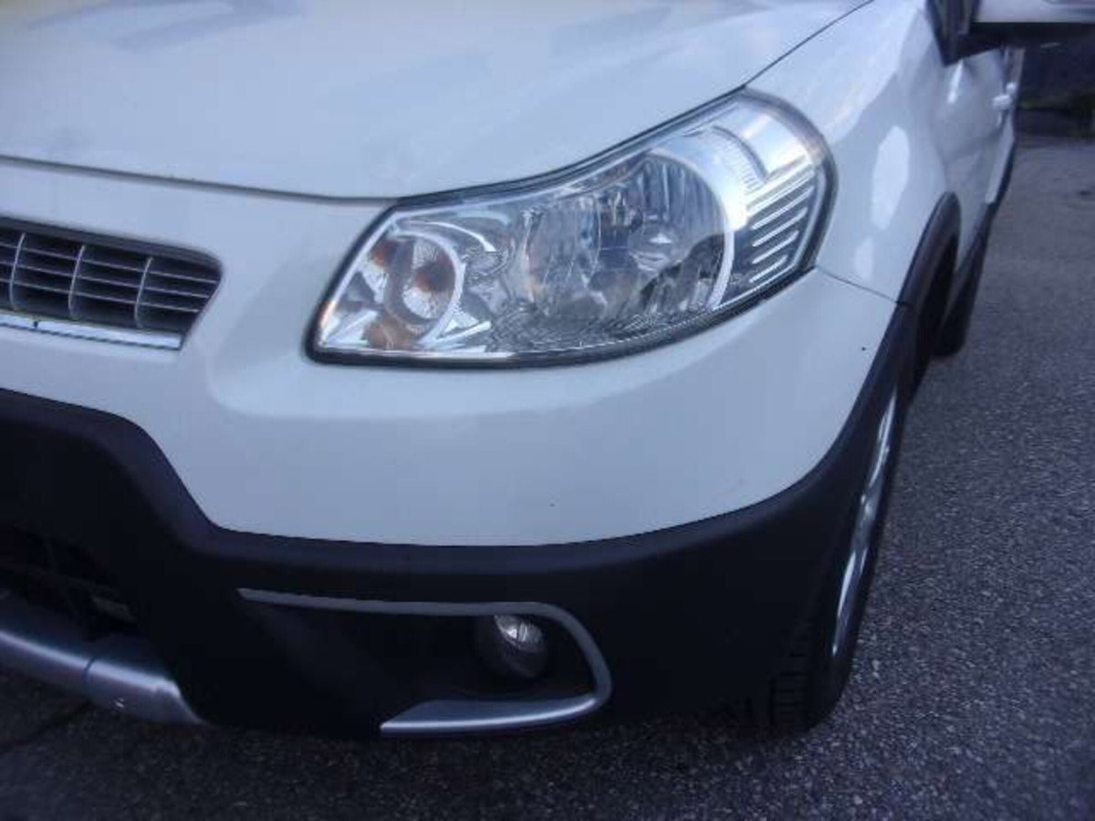 Fiat Sedici 1.6 16V 4x4 Emotion (12)