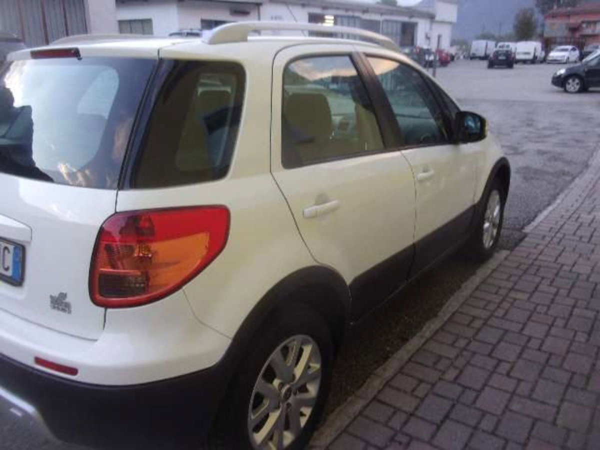 Fiat Sedici 1.6 16V 4x4 Emotion (5)
