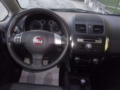 Fiat Sedici 1.6 16V 4x4 Emotion (9)