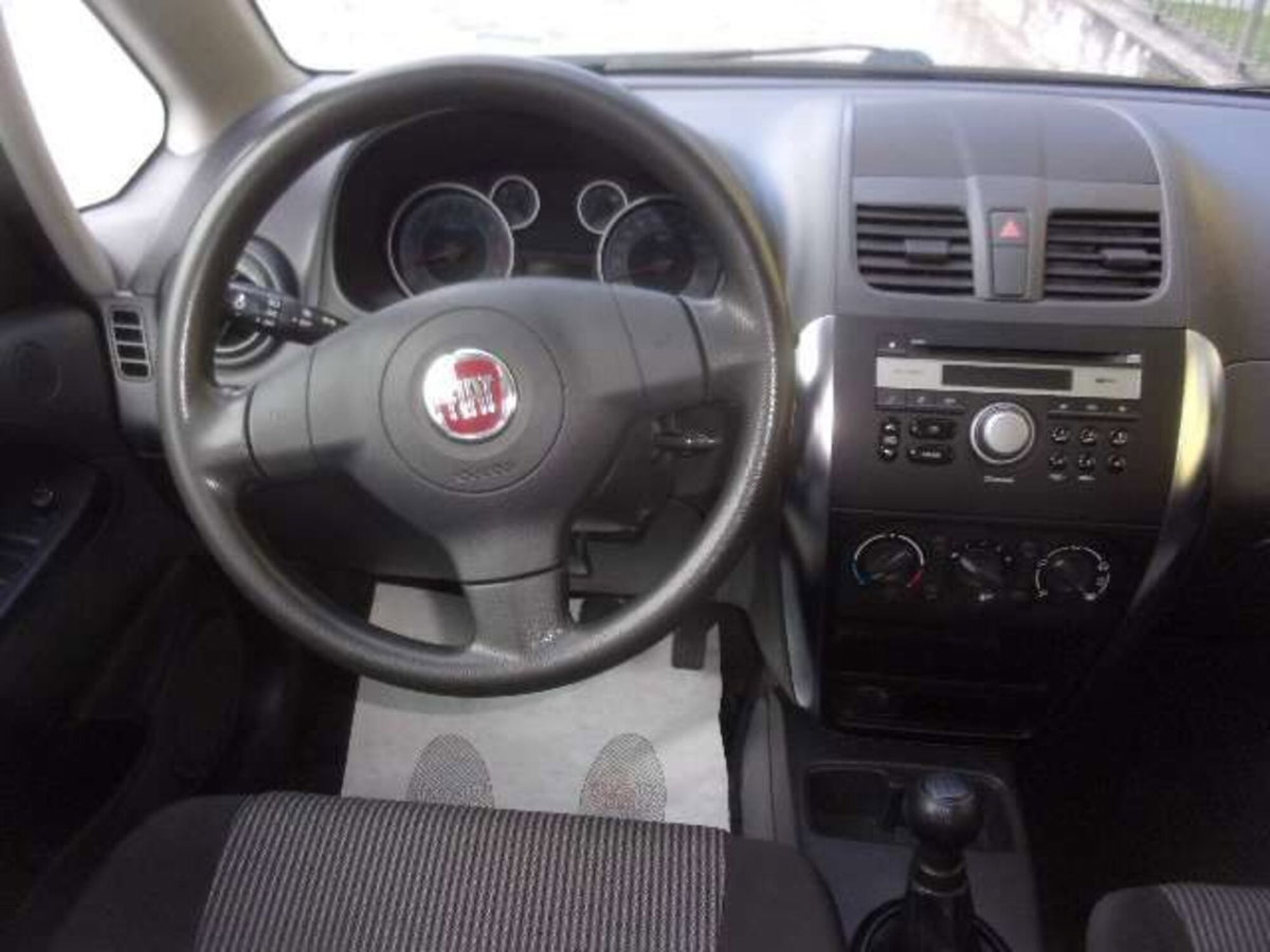 Fiat Sedici 1.6 16V 4x4 Dynamic (8)