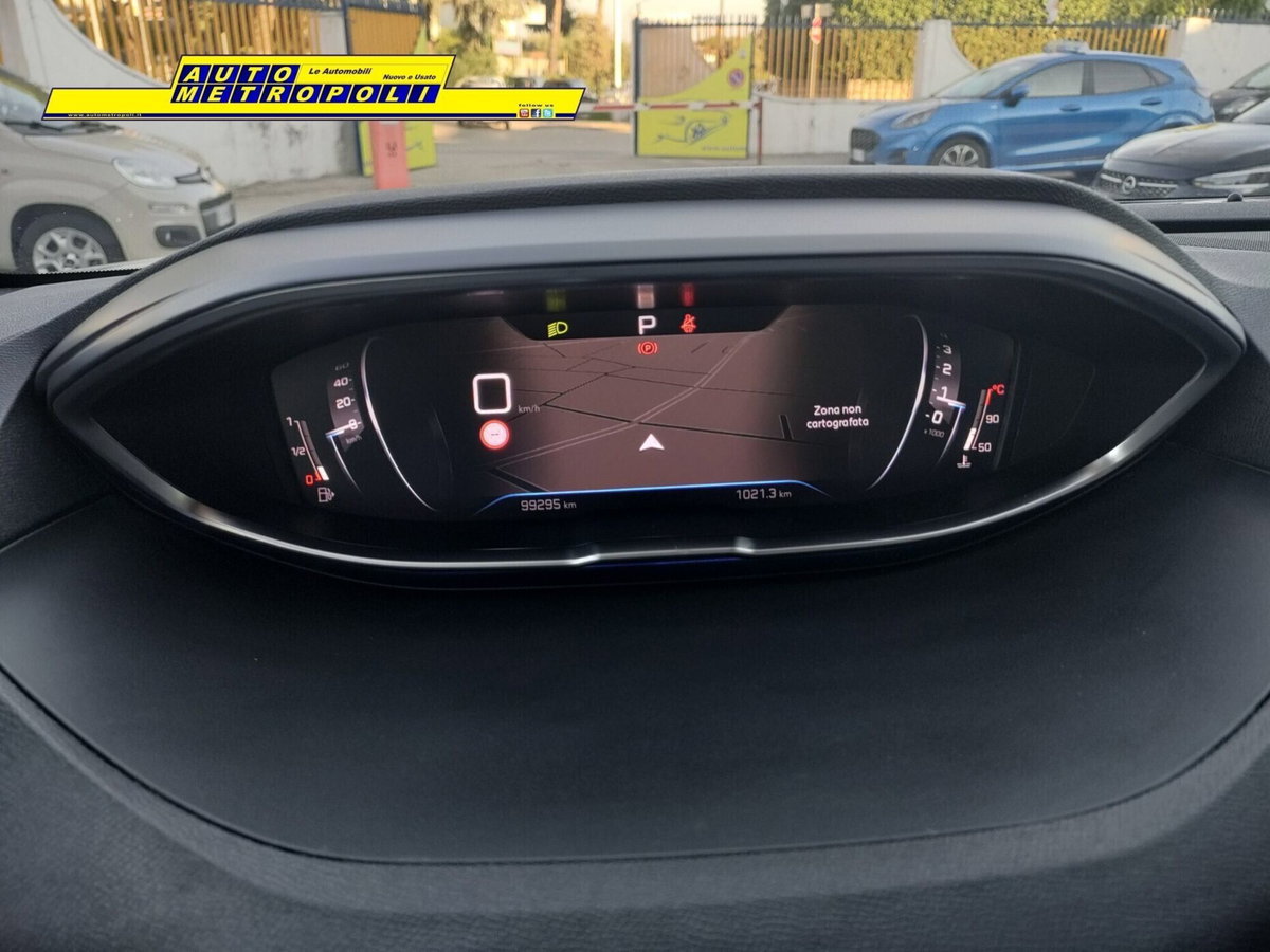 Peugeot 3008 BlueHDi 130 S&S EAT8 Allure Pack (18)