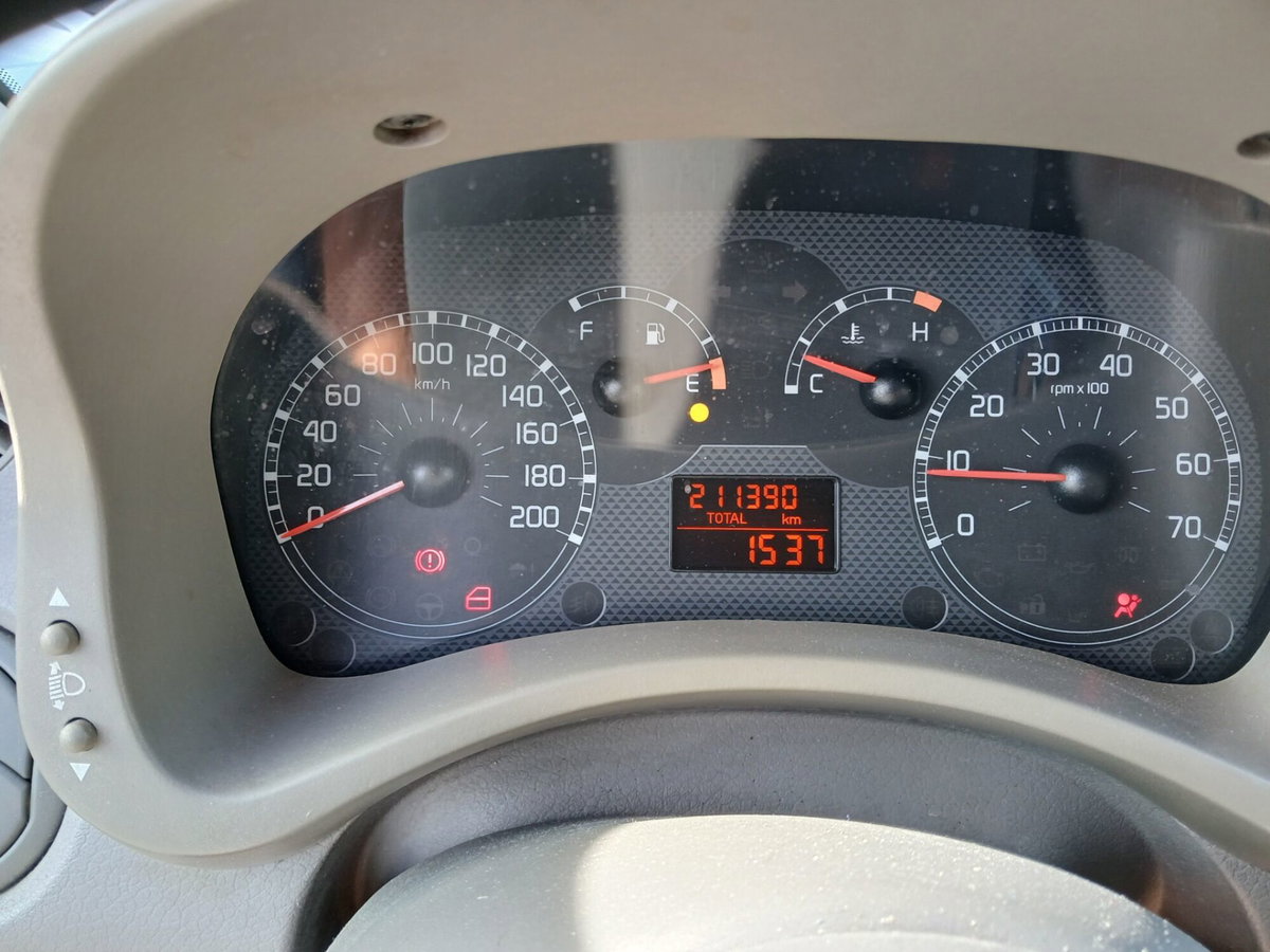 Fiat Panda 1.2 Emotion (18)