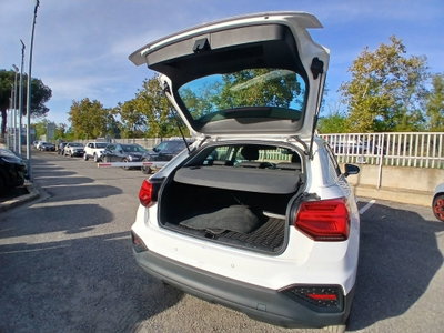Audi Q2 Q2 30 TFSI Business (15)
