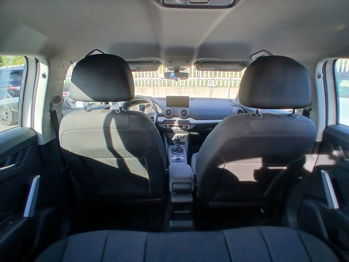 Audi Q2 Q2 30 TFSI Business (16)