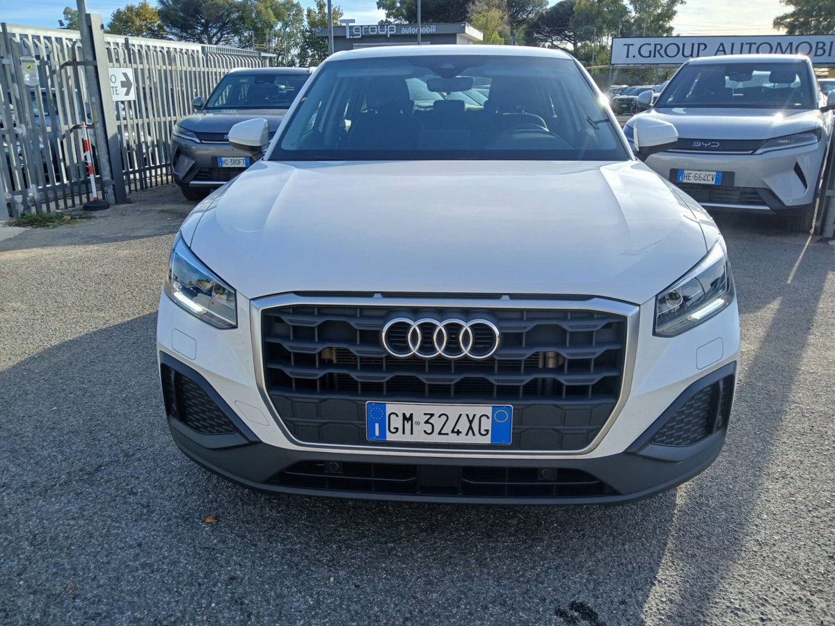 Audi Q2 Q2 30 TFSI Business (2)