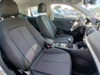 Audi Q2 Q2 30 TFSI Business (20)