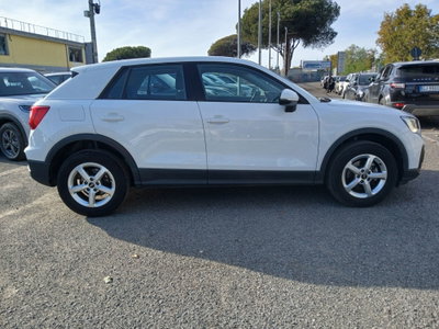 Audi Q2 Q2 30 TFSI Business (4)
