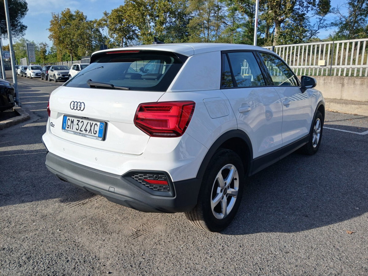 Audi Q2 Q2 30 TFSI Business (5)