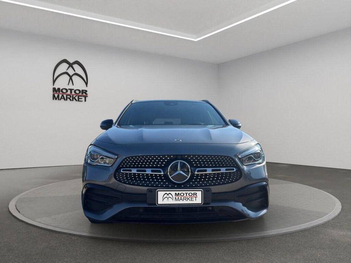 Mercedes-Benz GLA SUV 200 d Automatic Premium (2)