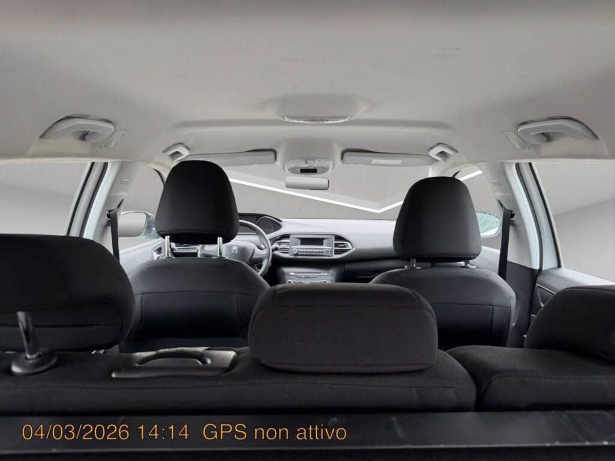 Peugeot 308 SW BlueHDi 100 S&S Active (14)