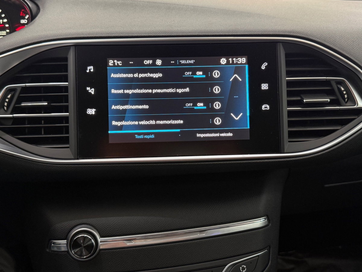 Peugeot 308 BlueHDi 130 S&S Business (18)