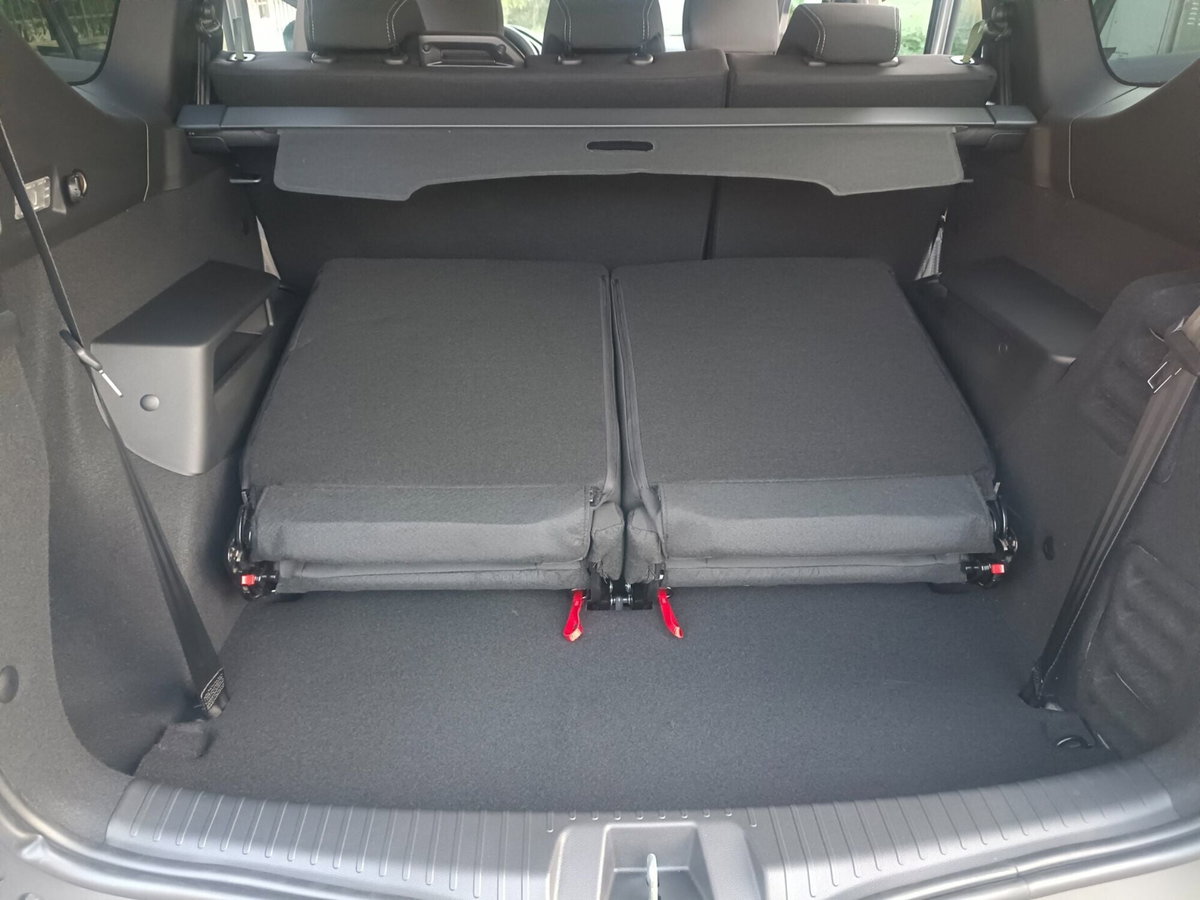 Dacia Jogger 1.6 hybrid Expression 140cv 7p.ti (14)