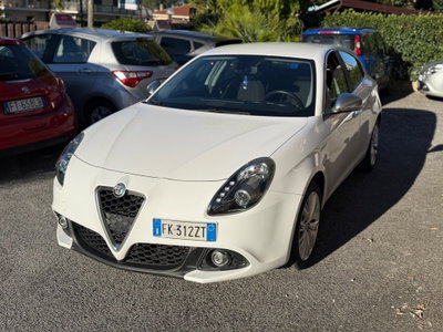 Alfa Romeo Giulietta 1.6 JTDm Ti 120cv (2)