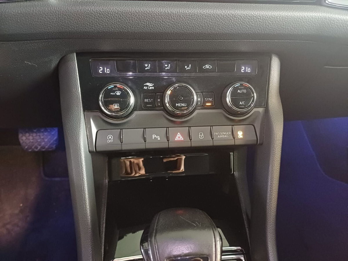 Skoda Kodiaq 2.0 TDI EVO SCR 4x4 DSG 7 posti Style (20)