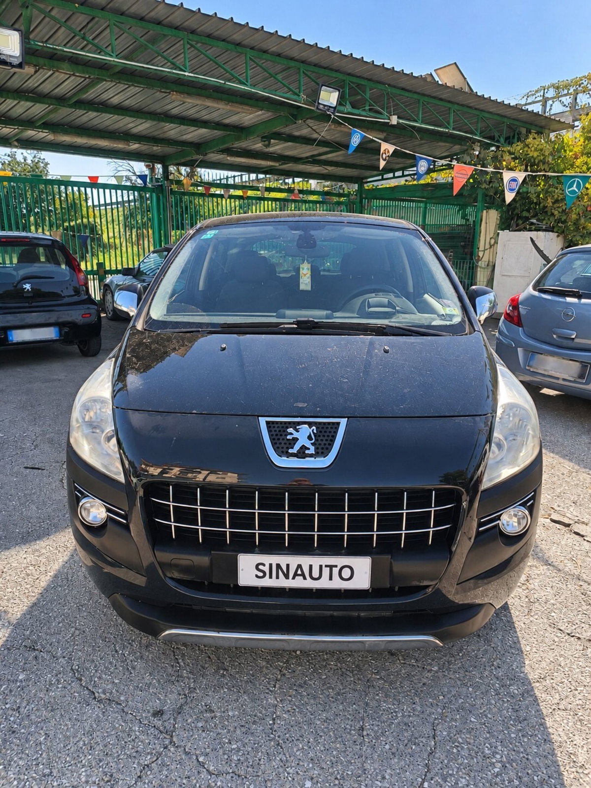 Peugeot 3008 1.6 HDi 110CV cambio robotizzato Premium (3)