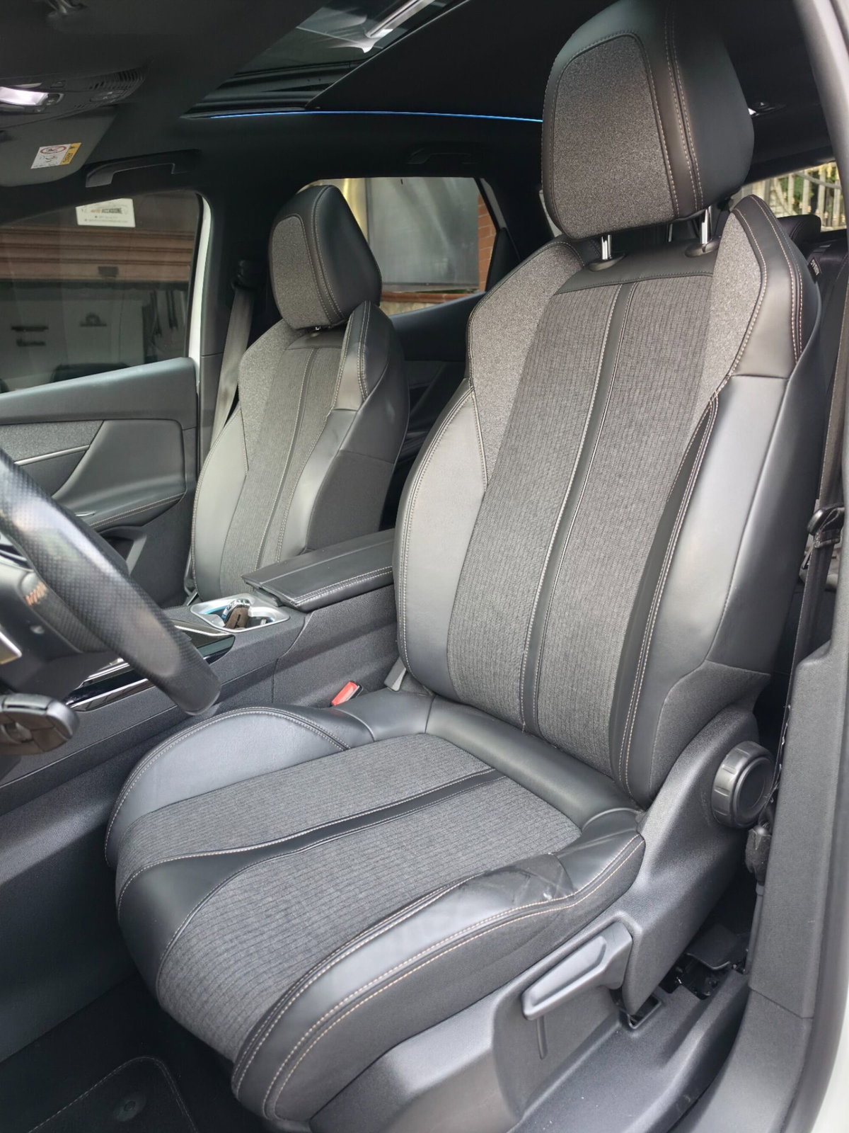Peugeot 3008 BlueHDi 120 S&S EAT6 GT Line (4)