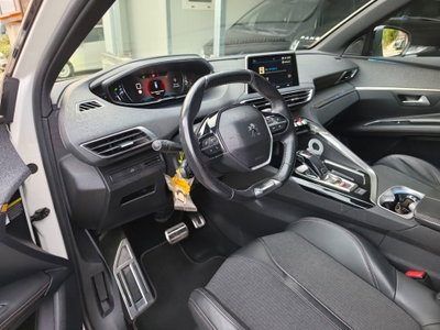 Peugeot 3008 BlueHDi 120 S&S EAT6 GT Line (5)