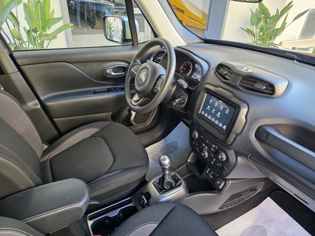 Jeep Renegade 1.6 Mjt 130 CV Limited (9)