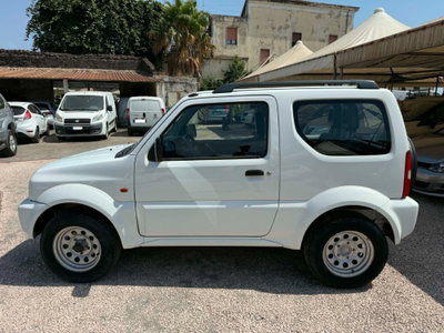 Suzuki Jimny 1.3i 16V cat 4WD JLX (8)
