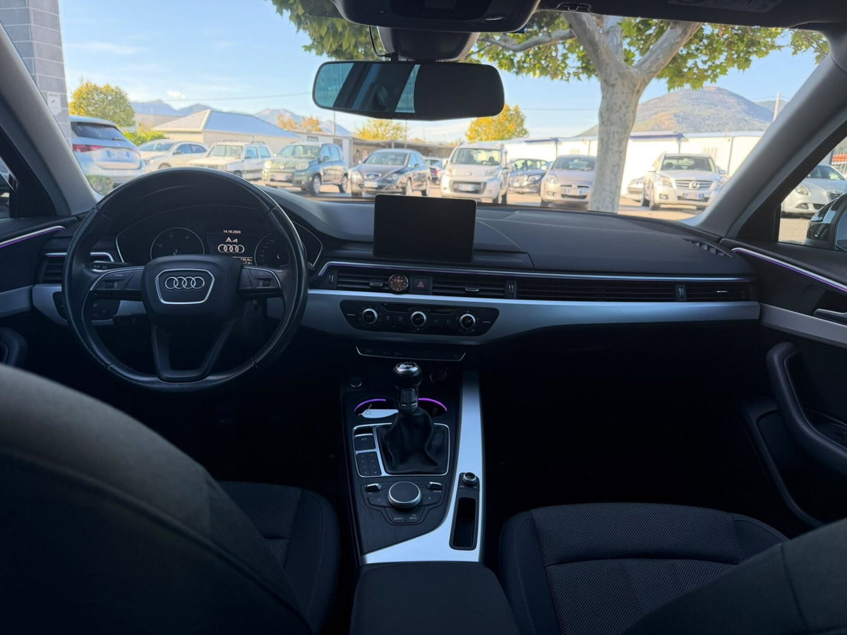 Audi A4 Avant 2.0 TDI 150 CV ultra (19)