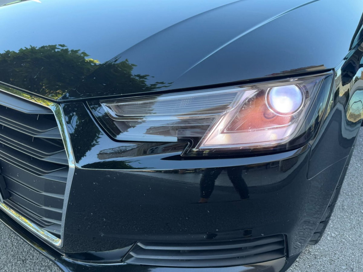 Audi A4 Avant 2.0 TDI 150 CV ultra (8)
