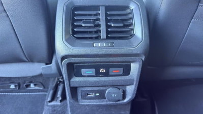 Volkswagen Tiguan Allspace 2.0 TDI SCR DSG 4MOTION R-Line (17)
