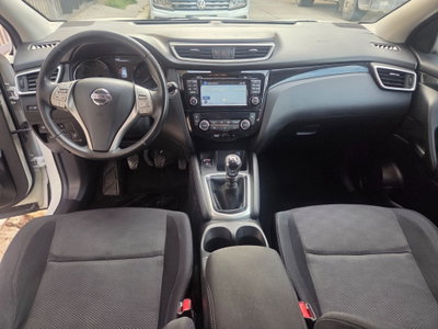 Nissan Qashqai 1.5 dCi Tekna (10)