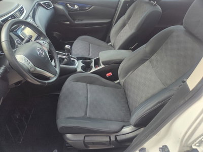Nissan Qashqai 1.5 dCi Tekna (12)