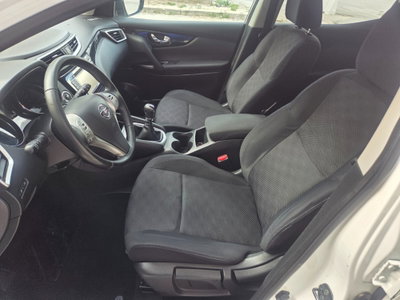 Nissan Qashqai 1.5 dCi Tekna (13)