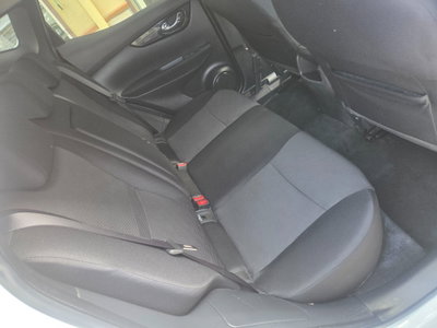 Nissan Qashqai 1.5 dCi Tekna (17)