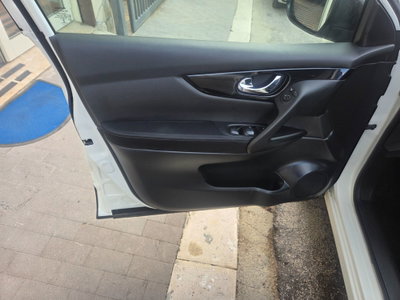 Nissan Qashqai 1.5 dCi Tekna (18)