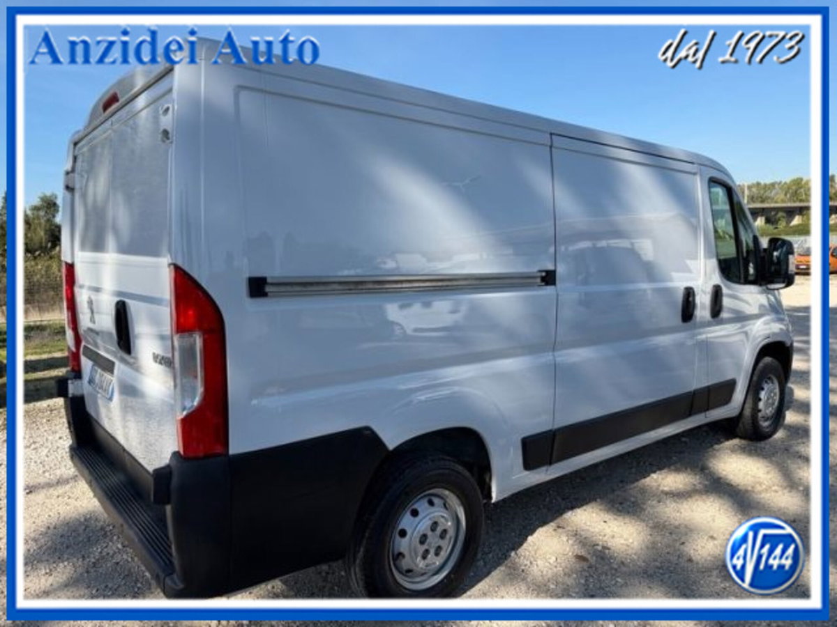 Peugeot Boxer Furgone 30 L2H1 2.2 diesel 120cv S&S (6)