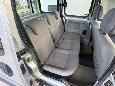 Renault Kangoo 1.2 16V cat 5 porte Privilège (11)